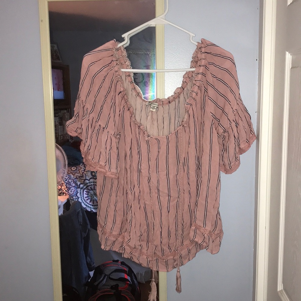 American eagle shirt. Off the shoulder
